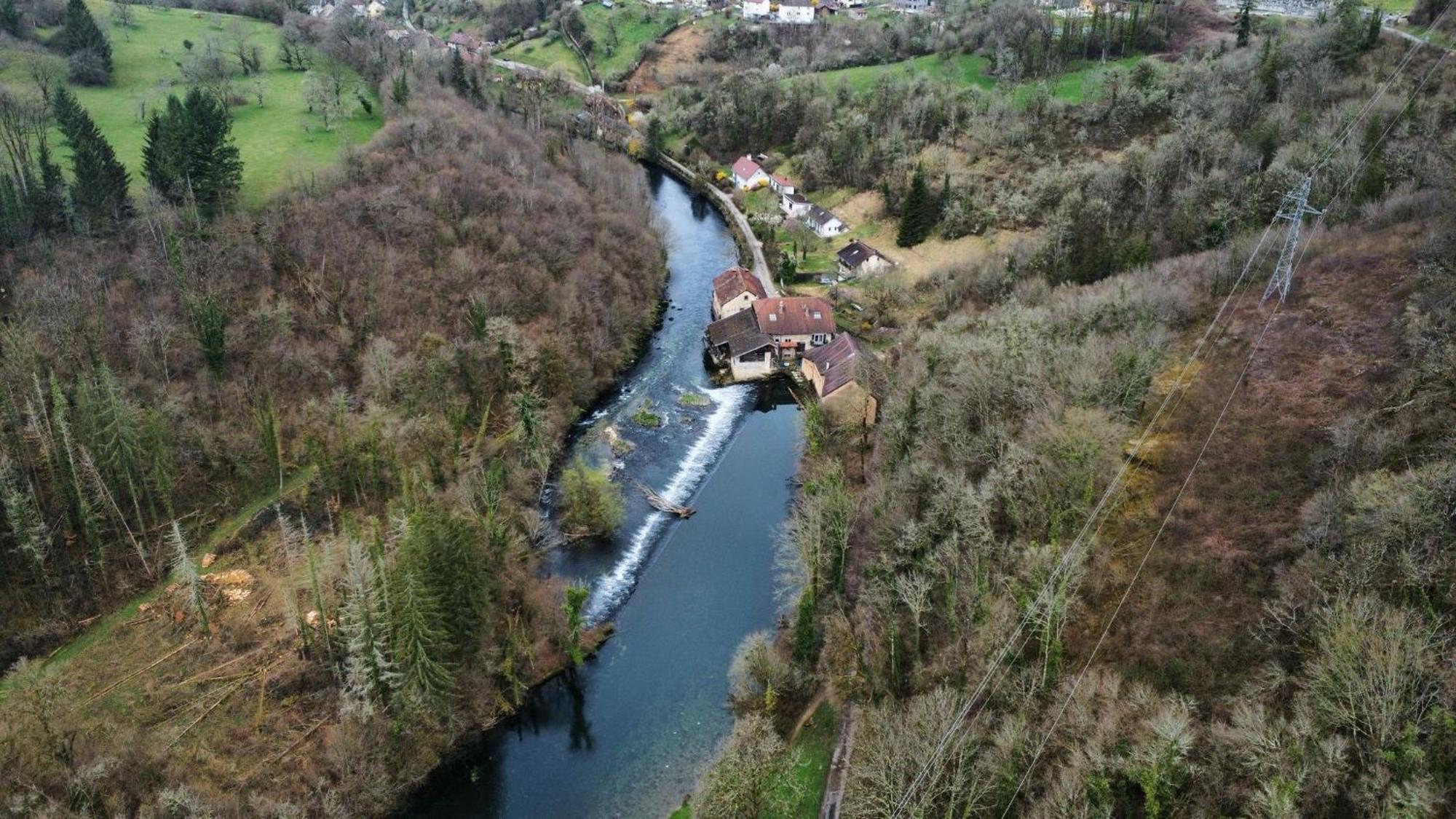 Montgesoye Gite Du Moulin מראה חיצוני תמונה